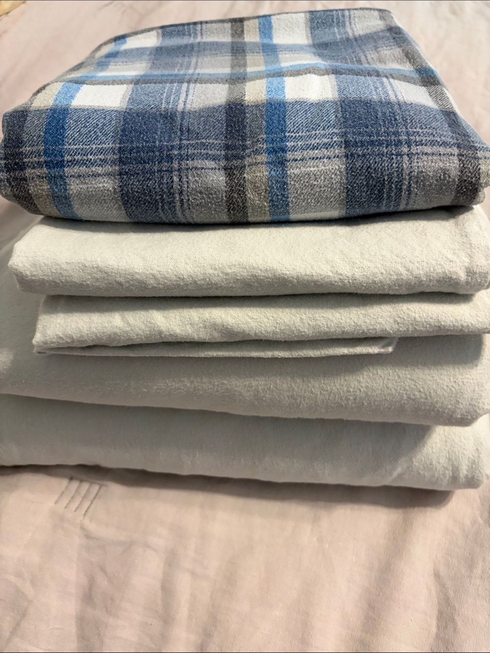 Classic King Flannel Sheet light grey flat fitted 2 shams + 2 Eddie Bauer Plaid